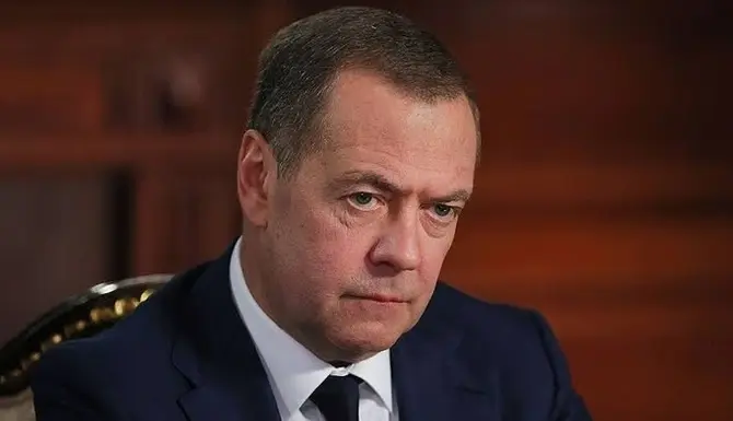 Медведєв озвучив вимоги до України для "стійкого миру"