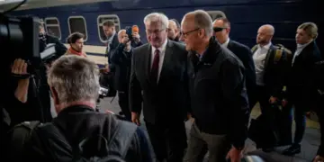 Мерц у Києві оголосить про €1 млрд військової допомоги Україні — Reuters