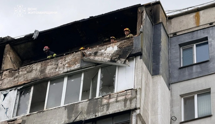 Атака по Бердичеву: працівники ДСНС ліквідували всі пожежі після обстрілу