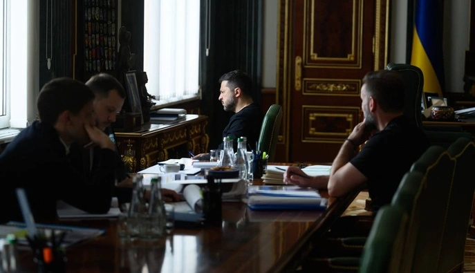Зеленський попередив про підготовку РФ до масованого удару: Україна готує протидію