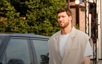 "Місцями було непросто": В'ячеслав Кравцов поділився враженнями від першої вечірки "Холостяка"