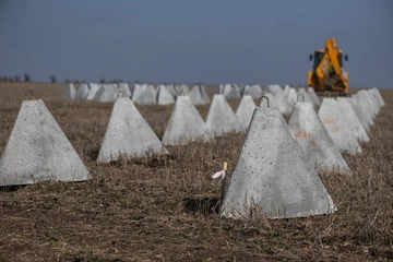 Розкрадання на 37,7 млн грн: ДБР викрило схему на будівництві фортифікацій на Сумщині