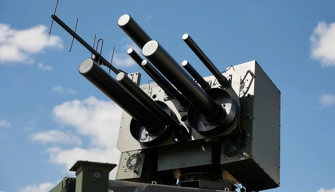 Український РЕБ відвів дві балістики РФ від Києва та врятував урядовий об’єкт — WSJ