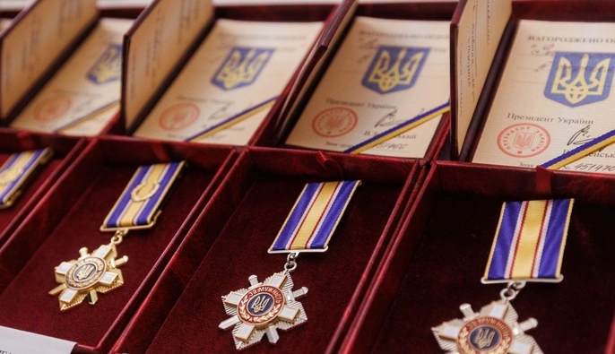 Кто и за что получает ордена в Украине: как работает система награждений во время войны