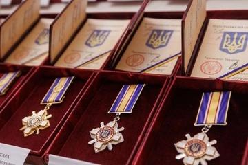 Хто та за що отримує ордени в Україні: як працює нагородна система під час війни