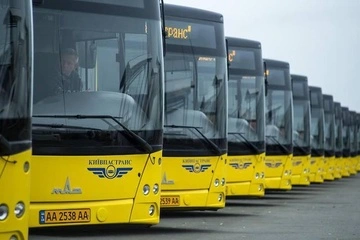 У Києві готують додаткові автобуси на випадок масштабних відключень електроенергії: деталі