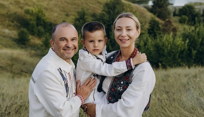 "Ми розпочали ремонт": дружина Віктора Павліка показала квартиру, придбану для 5-річного сина