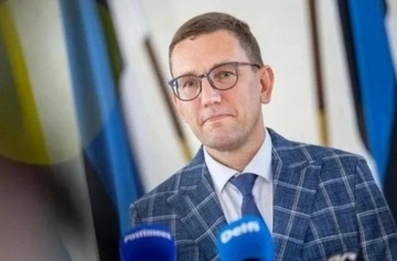 Эстония хочет увеличить поддержку Украины, чтобы та "превратила российские НПЗ в руины"