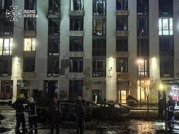 У Києві після атаки РФ пошкоджено житлові будинки: що відомо про загиблих і постраждалих