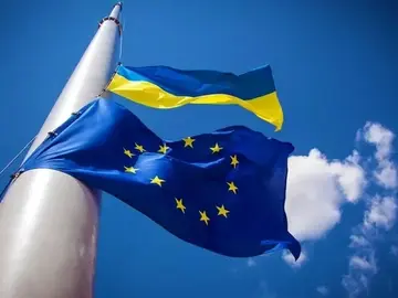ЄС офіційно відкрив ще два кластери у переговорах про вступ України