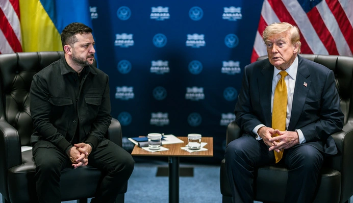"Ви не слухаєтесь — отримаєте": Мустафін про тиск Трампа на Зеленського