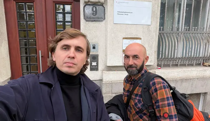 Затримання Михайла Ткача у Відні: хто міг повідомити правоохоронцям про журналістів