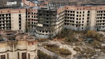 Прокуратура через суд повернула державі 150 тис. кв. м недобудованої лікарні у Києві: деталі