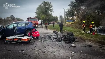 На Киевщине столкнулись два автомобиля, есть погибшие и пострадавшие