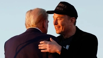 Ілон Маск хоче мати голос у політиці, тому підтримує тиск США на Україну — експерт
