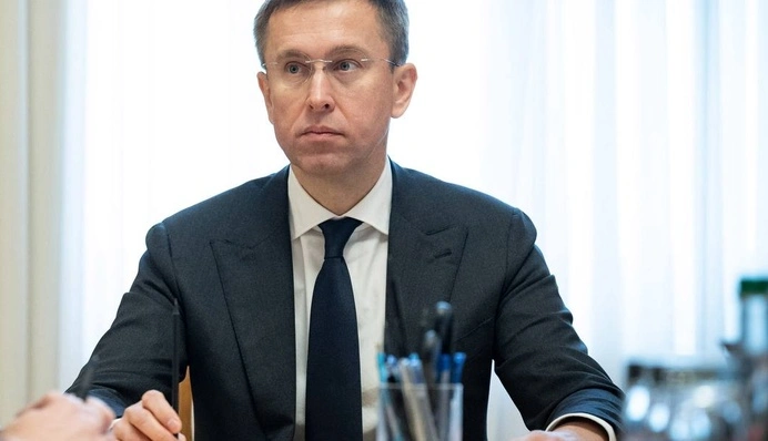 Уряд відновлює фінансування заморожених видатків, зокрема для регіонів