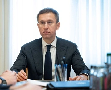Правительство возобновляет финансирование замороженных расходов, в частности для регионов