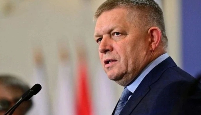 Словаччина та Угорщина не будуть фінансувати допомогу Україні від ЄС на 2027 рік — Фіцо