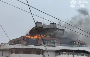 Безпілотник влучив у багатоповерхівку в Одесі, постраждала дитина