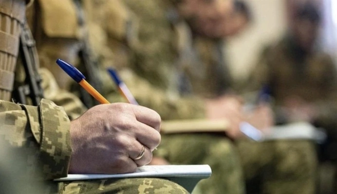 Новые правила бронирования: аналитические центры призвали власти ввести мораторий на пересмотр статуса критически важных предприятий