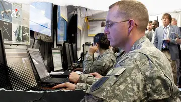 Игра в цифры или смена лидерства? Разведка Франции, поддержка США и информационные противоречия вокруг Украины