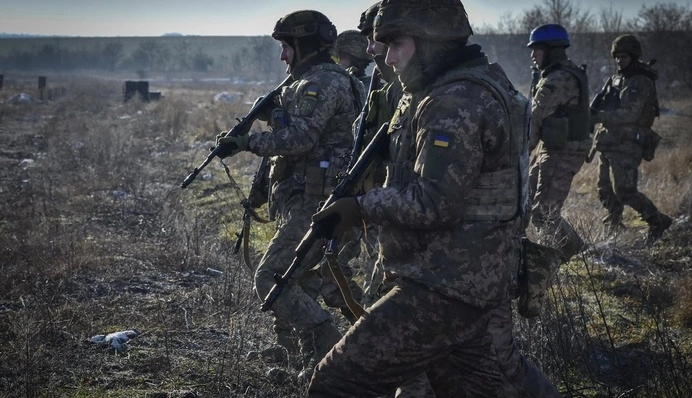 Почти половина опрошенных не видят победителя в войне России против Украины.
