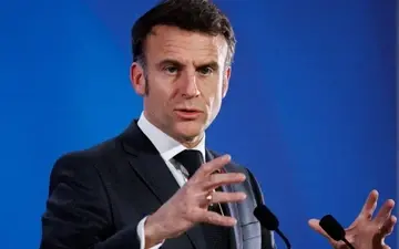Макрон отказался уволить министра внутренних дел Франции