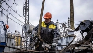 На Київщині можуть не встигнути добудувати захисні споруди для енергопідстанцій до зими — нардеп