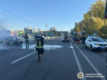 Атака РФ на дороге Киев — Одесса: погиб водитель шаттла, который перевозил людей к Национальному военному кладбищу