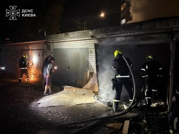 Дрон попал в 24-этажное здание в Киеве: в Святошинском районе вспыхнул пожар