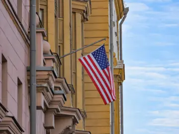 Угроза новых ударов: США начали эвакуацию семей дипломатов из Саудовской Аравии
