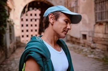 "Ого, ви машина": Святослав Вакарчук здивував своєю формою у 51 рік