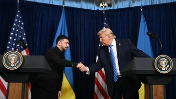 Украине следует более осторожно общаться с Трампом, чтобы сохранить поддержку США — нардеп