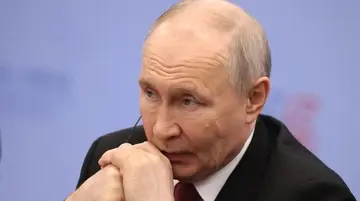 Путин не спешит отказываться от переговорной риторики: Bloomberg назвал причину