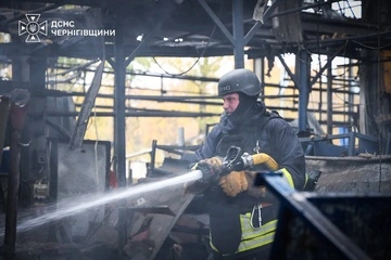 На Черниговщине из-за удара РФ по предприятию погиб мужчина, 18 пострадали
