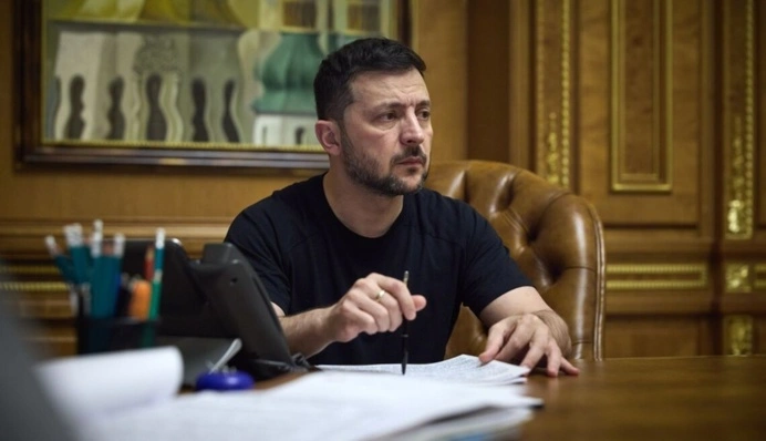 Зеленский ввел санкции против производителей российских ракет и поставщиков ОПК