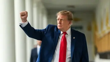 Трамп может рассмотреть новое ослабление санкций против РФ — медиа