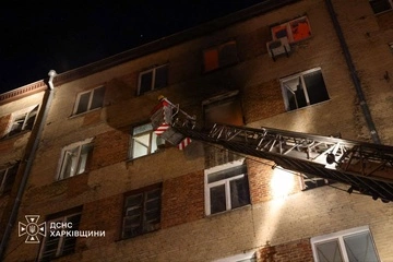 В Харькове из-за пожара в многоэтажке погиб человек, пятеро пострадали