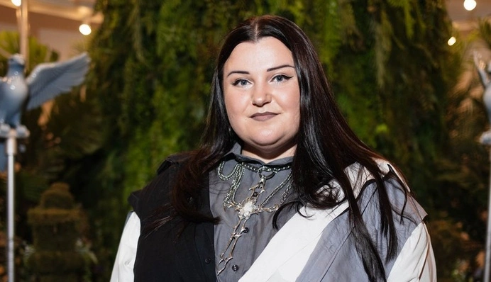"Тянет и здесь, и там": alyona alyona после операции по уменьшению желудка рассказала о своем состоянии