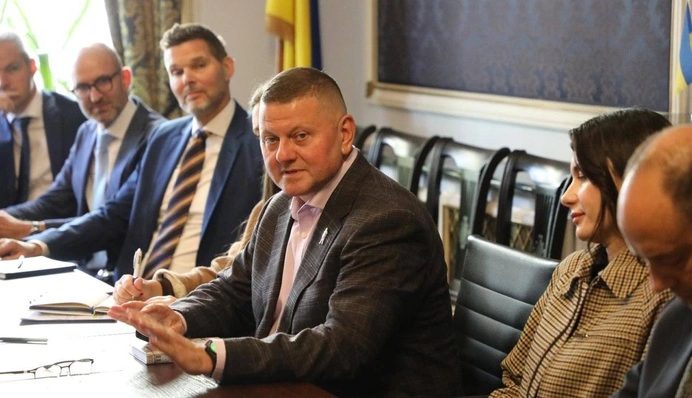 "Війна триває через слабкість Заходу": Залужний закликав змінити застарілі воєнні доктрини