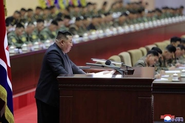 Ким Чен Ын приказал армии КНДР усилить подготовку для ведения войны — СМИ