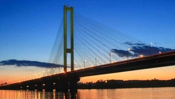 Эксперт объяснил, можно ли заменить Южный мост в Киеве понтонной переправой