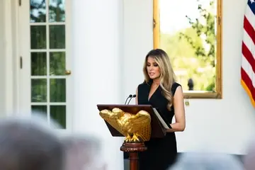 Мелания Трамп: журналисты из США будут работать в Олешках — что известно об их миссии