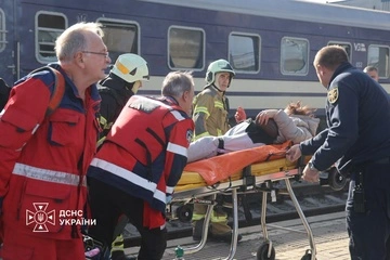 "Скільки таких терористичних ударів нанесла Росія": Зеленський звернувся до партнерів після атаки на Дніпро