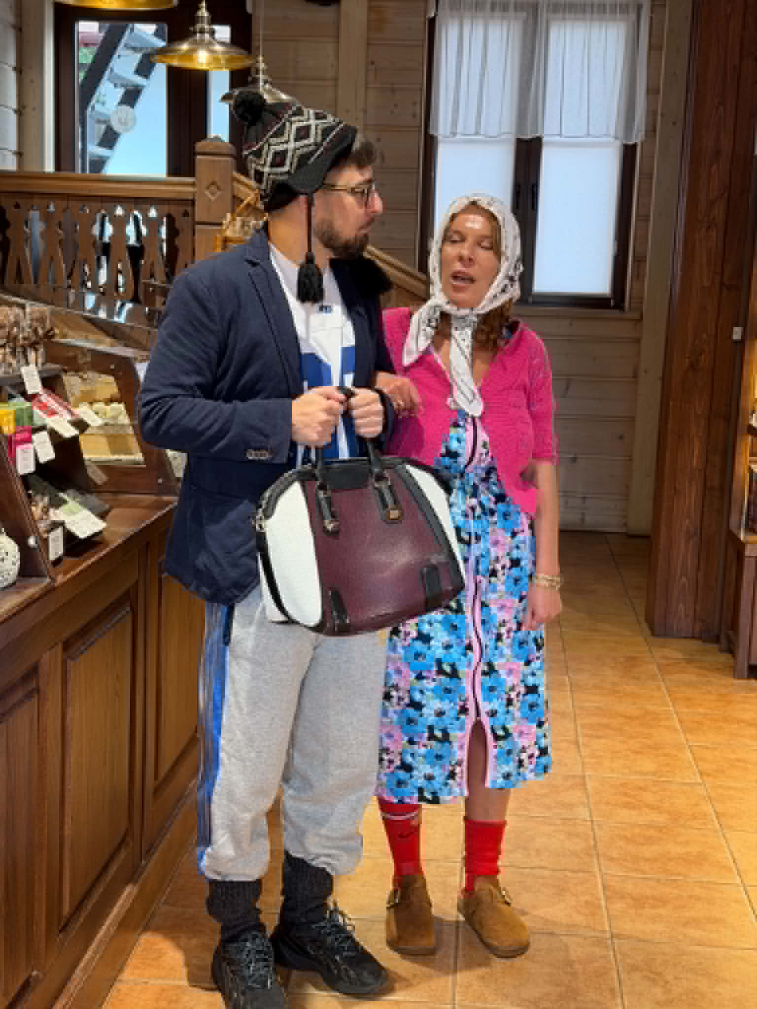 Певец JULIK и блоггер Haya Maya