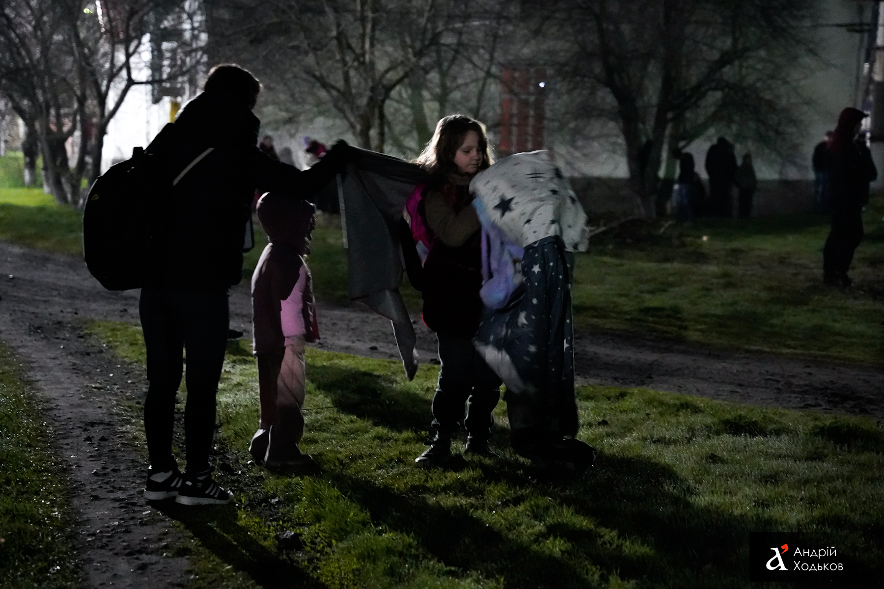 Поезд, ехавший в Харьков, остановили ночью/Фото: Андрей Ходьков/Апостроф