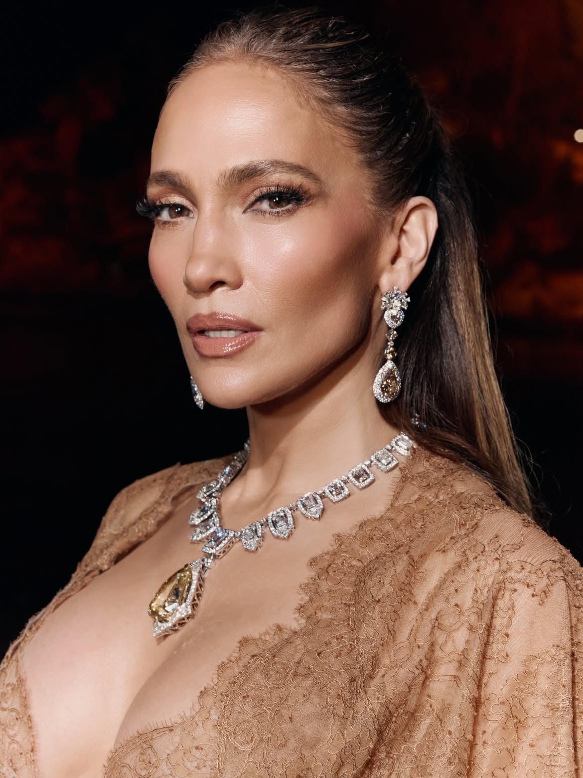 instagram.com/jlo/