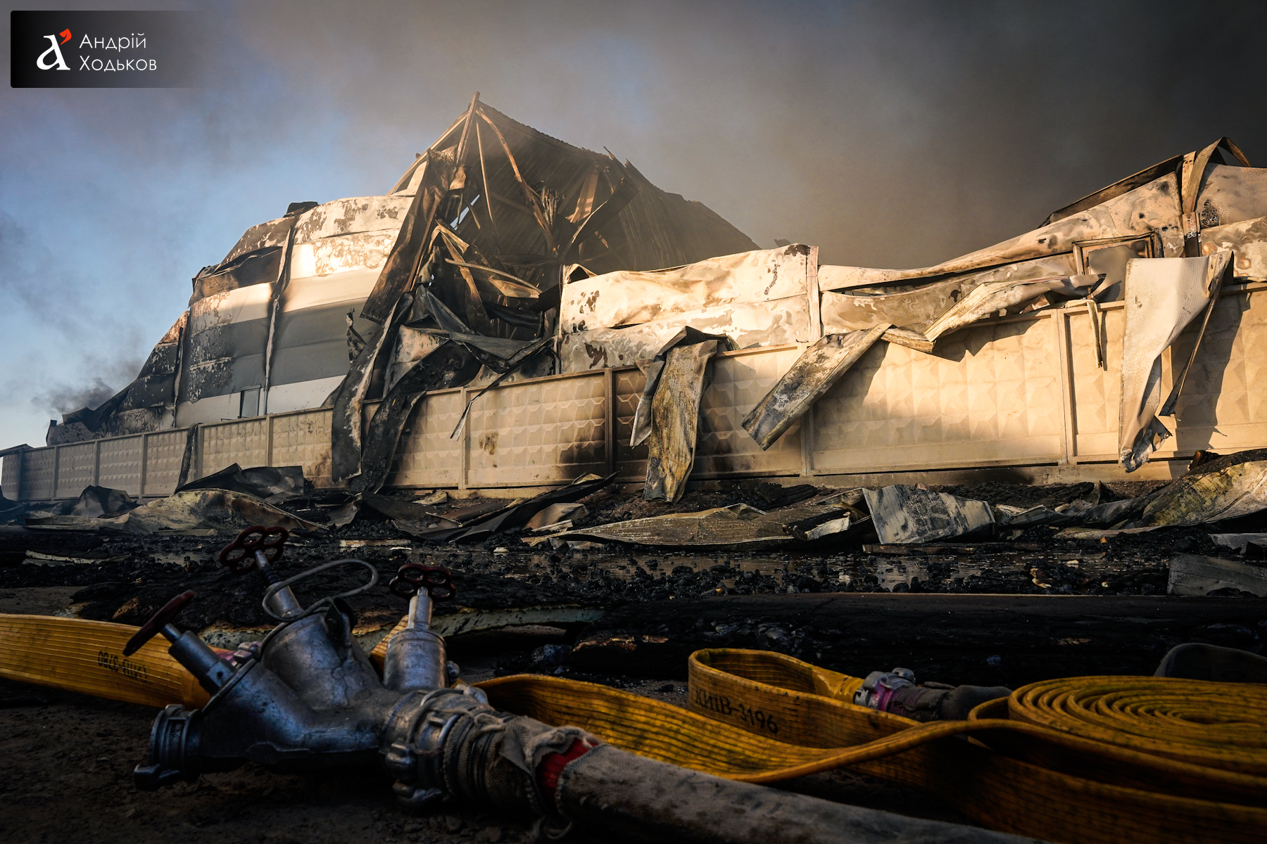 Ликвидация пожара в селе Погребы в Киевской области