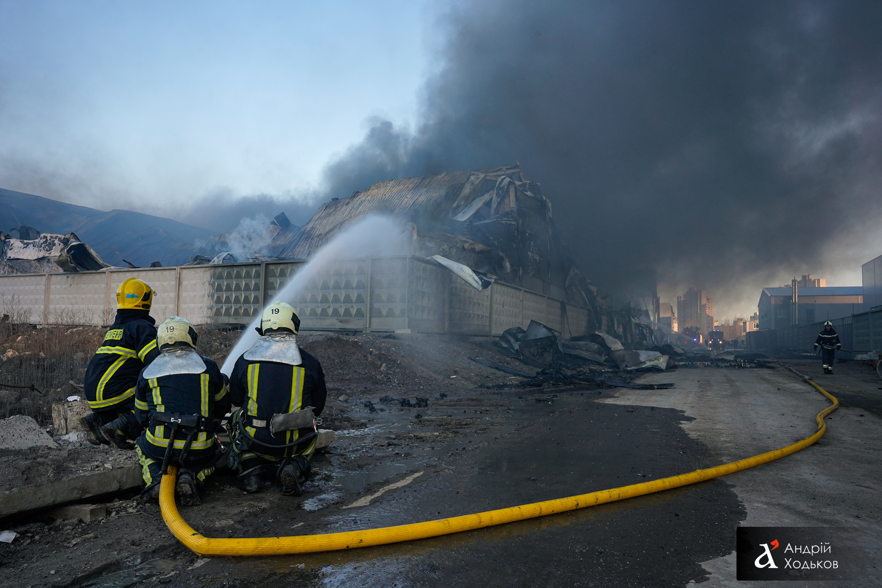 Ликвидация пожара в селе Погребы в Киевской области