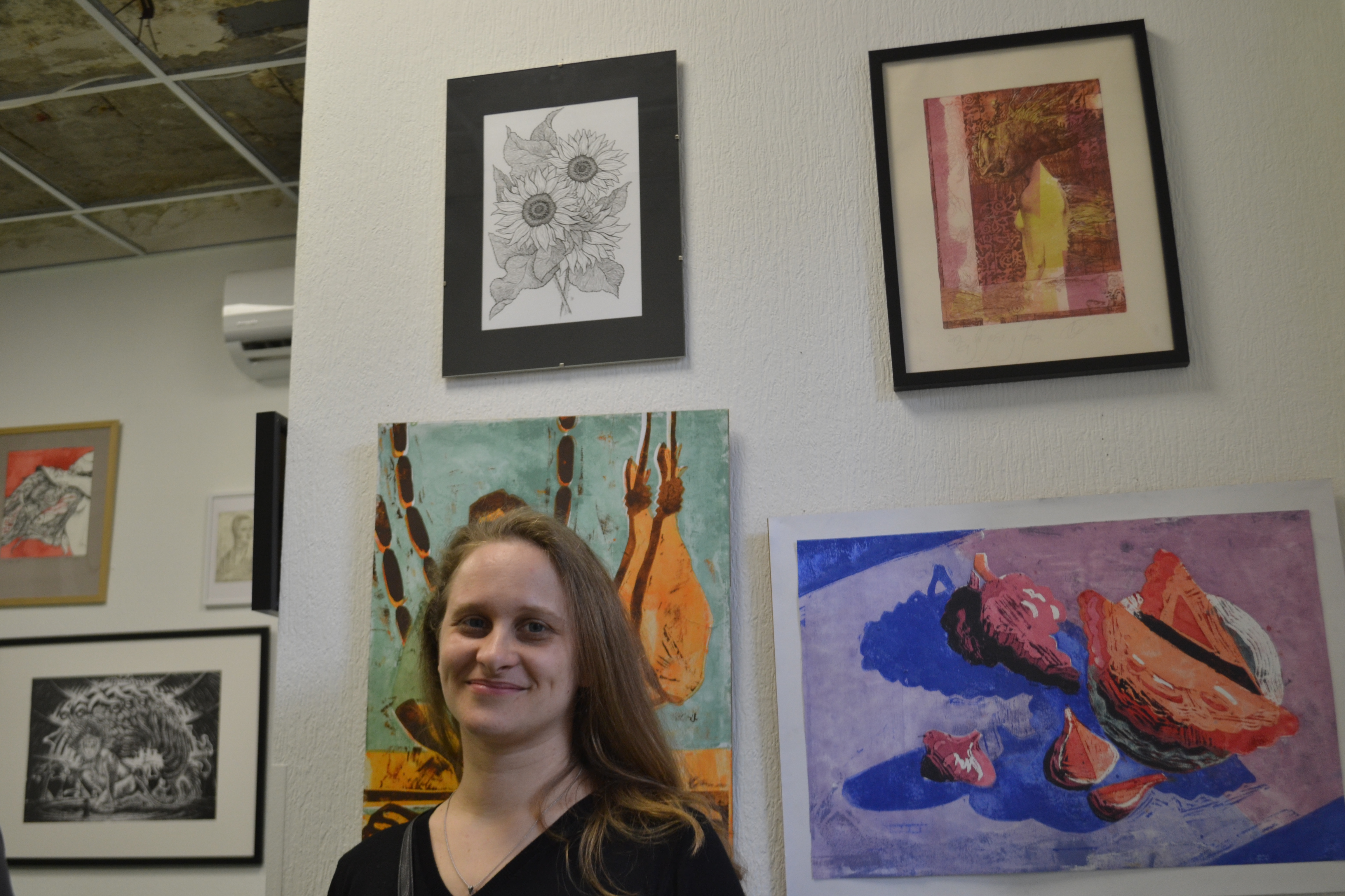 Илона Репкина со своей работой